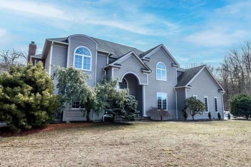 5 Mudry Farm Rd, Brookfield Center CT  06804-3541 exterior