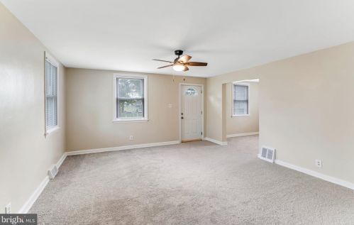 104 South Pl, New Castle DE  19720-2736 exterior