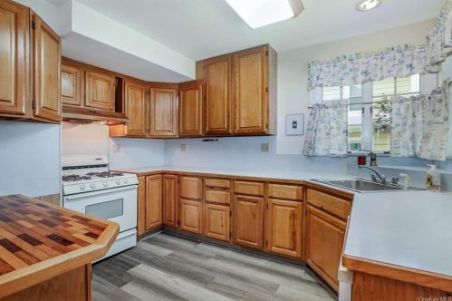 68 Mckinley Ave, White Plains NY  10606-1618 exterior