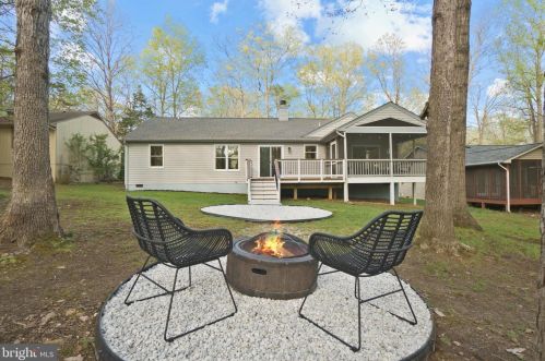 203 Tall Pines Ave, Locust Grove VA  22508-5448 exterior