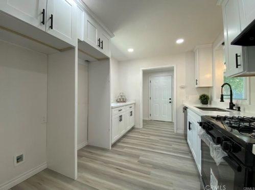 1431 Villa St, Riverside CA  92507-1301 exterior