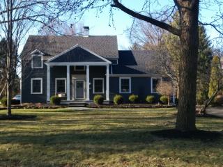 3805 Blackburn Rd, Canton, OH 44718-3211