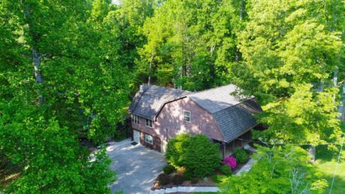 6371 Grove Dr, Knoxville, TN 37918-3735