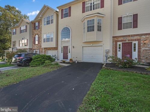 16877 Roosevelt Ln, Shrewsbury, PA 17361-1626
