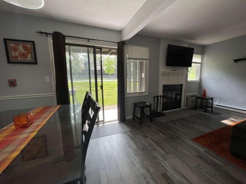 3 Balsam Trl, Wisconsin Dells WI  53965-8858 exterior