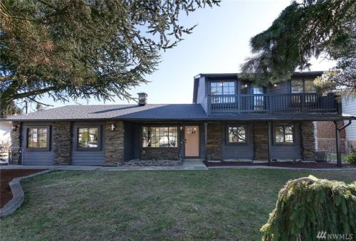 1733 244th St, Seattle, WA 98198-8642