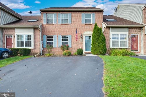 306 Independence Ct, Blandon, PA 19510-9686