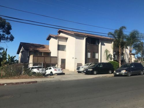 6646 Kelly St, San Diego CA 92111-6526 exterior