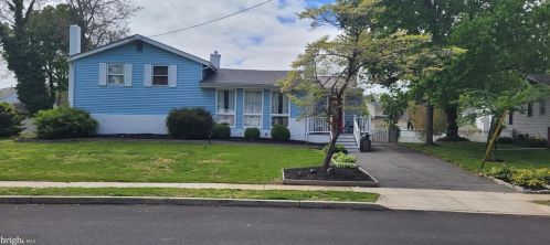 22 Jones Ave, West Deptford, NJ 08096-3734