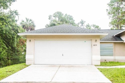4235 34th Ave, Naples, FL 34117-9247