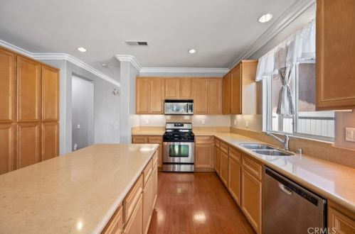 147 Tijeras Crk, Beaumont CA  92223-7308 exterior