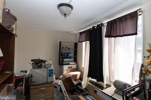 1325 18th St, Washington DC  20036-6515 exterior