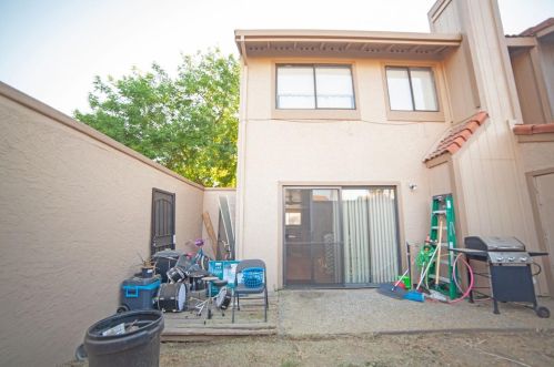 4033 Dale Rd, Modesto CA  95356-9596 exterior