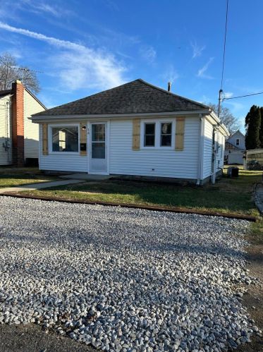 16 Ames St, Mount Vernon OH  43050-4610 exterior