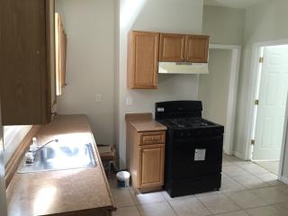 150 10th St, Newark NJ  07107-1406 exterior