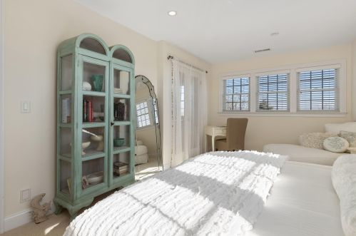 230 Skyline Dr, Chatham MA  02633-1720 exterior