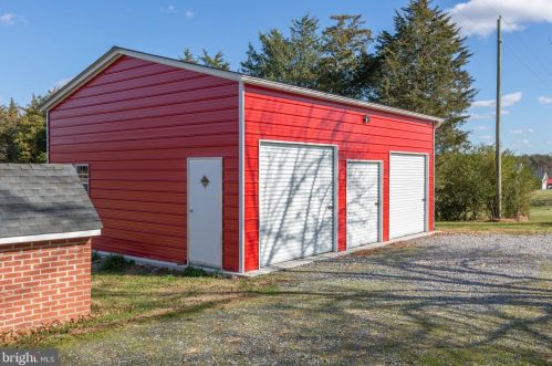 6149 Courthouse Rd, Spotsylvania VA  22551-6111 exterior