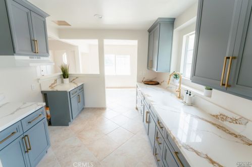 2935 H St, San Bernardino, CA 92405-2801