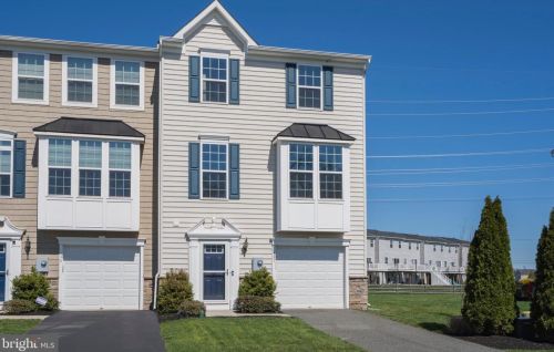 181 Tulip Ln, Gilbertsville, PA 19525-8121