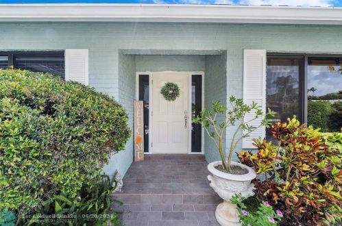 21044 Shady Vis Ln, Boca Raton FL  33428-1156 exterior