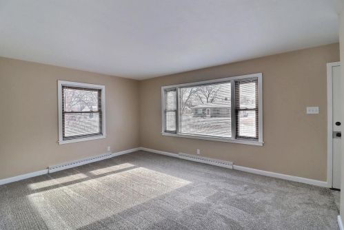 1240 Marian Ln, Green Bay WI  54304-2338 exterior