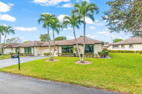 10305 Equestrian Dr, Boynton Beach, FL 33436-4309
