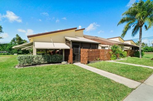 5051 Nesting Way, Delray Beach, FL 33484-1701