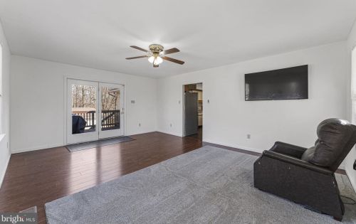 21 Clamer Ave, Collegeville PA  19426-2303 exterior