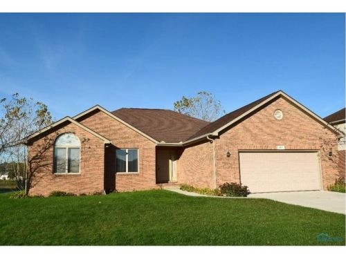 103 Peachtree Ln, Swanton, OH 43558-8004