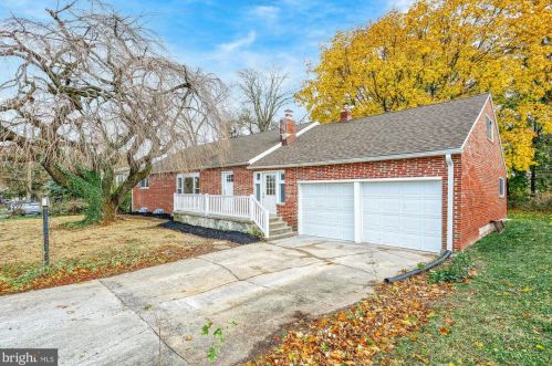 4803 Crown Ave, Harrisburg, PA 17109-3129