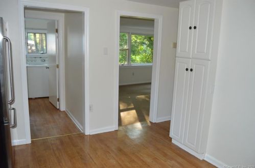 58 Forest St, New Canaan CT  06840-4703 exterior