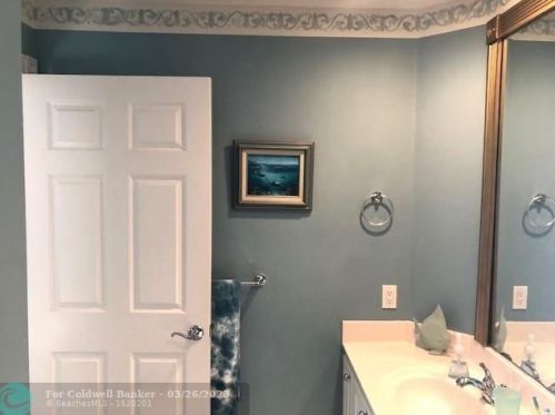 10676 Hartwick Dr, Fort Pierce FL  34987-1923 exterior