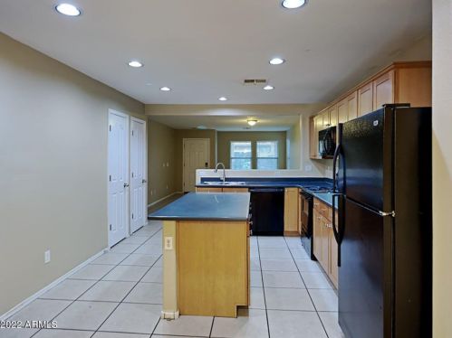 25829 Lynne Ln, Buckeye, AZ 85326-2189