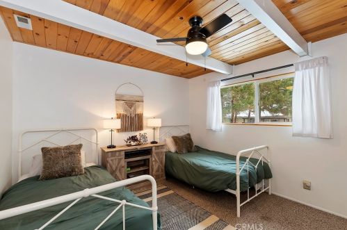 332 Brewer Way, Big Bear City CA  92314-9529 exterior