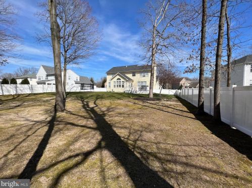 230 Pebble Vly Dr, Dover DE 19904-9469 exterior