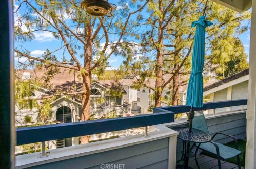 26812 Claudette St, Santa Clarita, CA 91351-4844