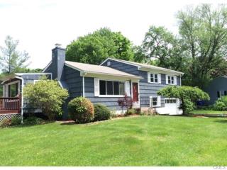 39 Barnum Rd, Danbury, CT 06811-2930