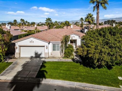 79806 Barcelona Dr, La Quinta CA  92253-8809 exterior