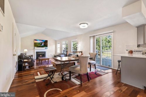 25 Cedarview Ct, Fredericksburg VA  22406-7286 exterior