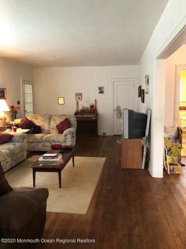 136 4th Ave, East Orange, NJ 07017-4804
