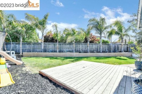 4814 Chablis Ct, Oakley CA  94561-1809 exterior