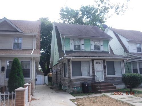 194-08 115th Ave, Jamaica, NY 11412-0019