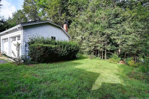 44 Newton Ter, Waterbury CT  06708-1919 exterior