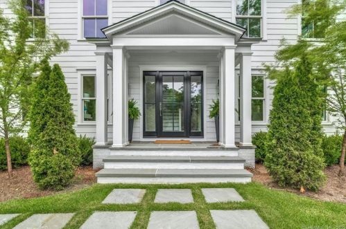 289 Wahackme Rd, New Canaan CT  06840-3935 exterior