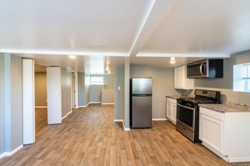 435 68 St, San Diego CA  92114-2947 exterior