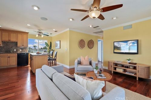 5101 133rd St, Hawthorne CA  90250-5054 exterior