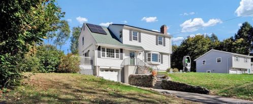 99 Pond Ln, Manchester CT  06042-1732 exterior
