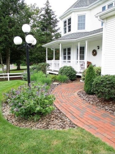 10 Laurel Ter, Manchester, CT 06040-6832