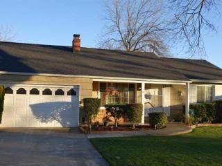 2554 Castlewood Dr, Sacramento, CA 95821-6110