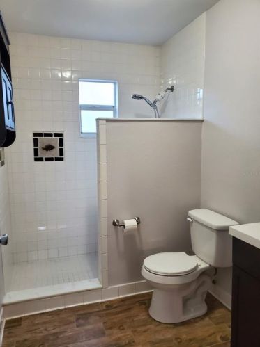 9951 Fowler Ave, Thonotosassa FL  33592-3395 exterior